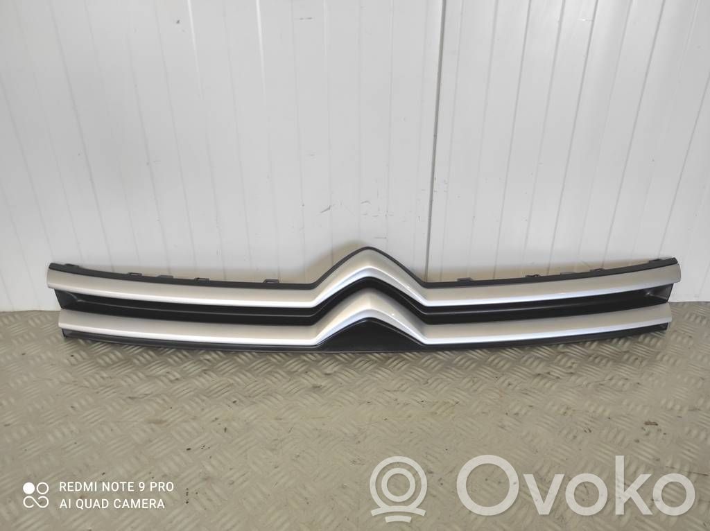Front grill   9811789377,1591882X