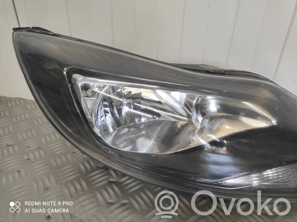 Ford Focus Phare frontale 