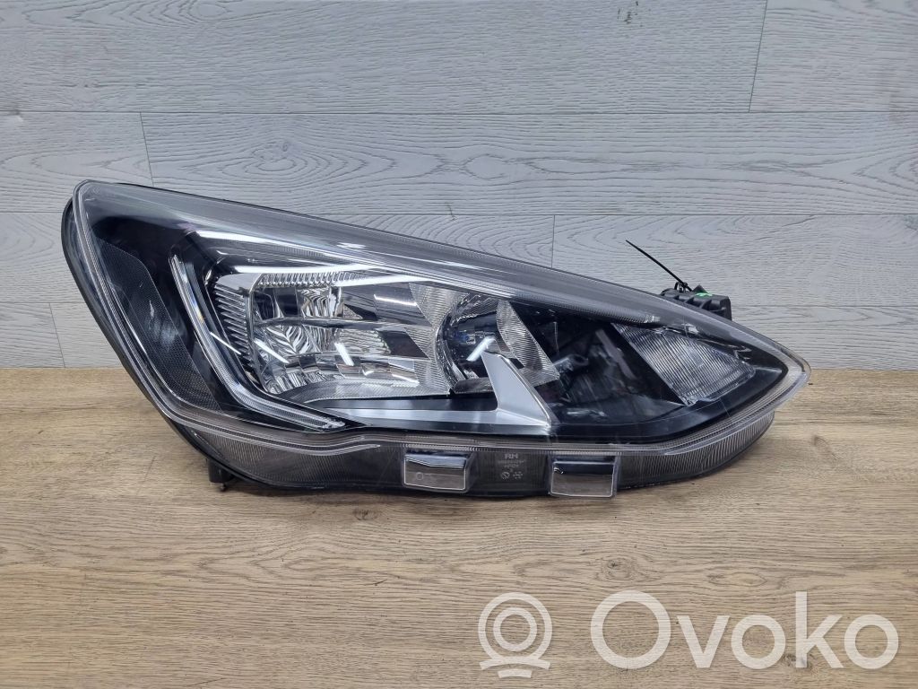 Ford Focus Headlight/headlamp 