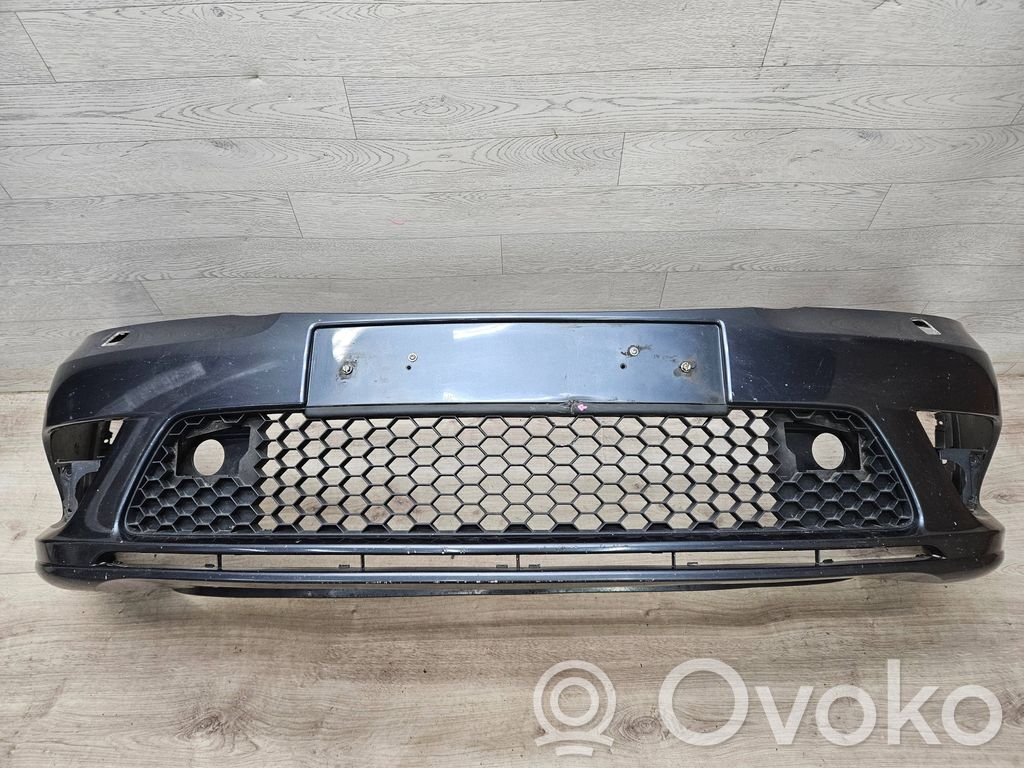 Skoda Octavia Mk2 (1Z) Paraurti anteriore 
