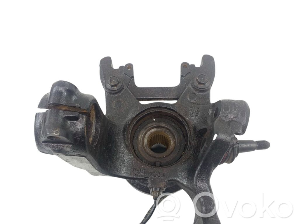 Achsschenkel vorne   3412024