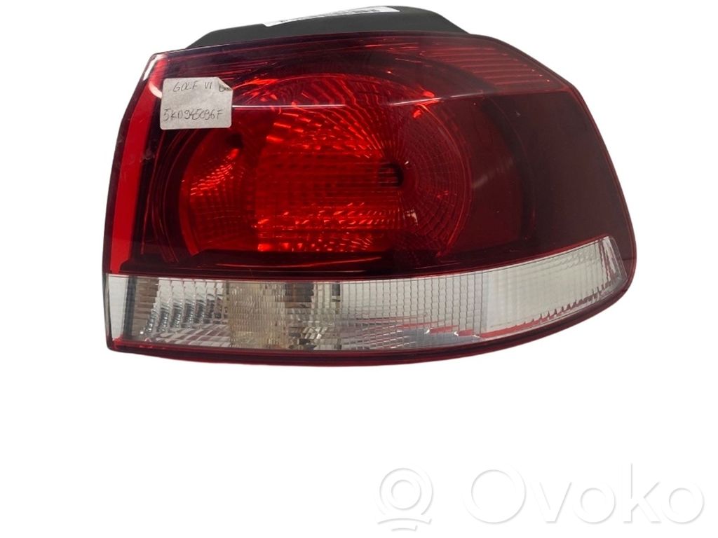 Volkswagen Golf VI Luci posteriori 