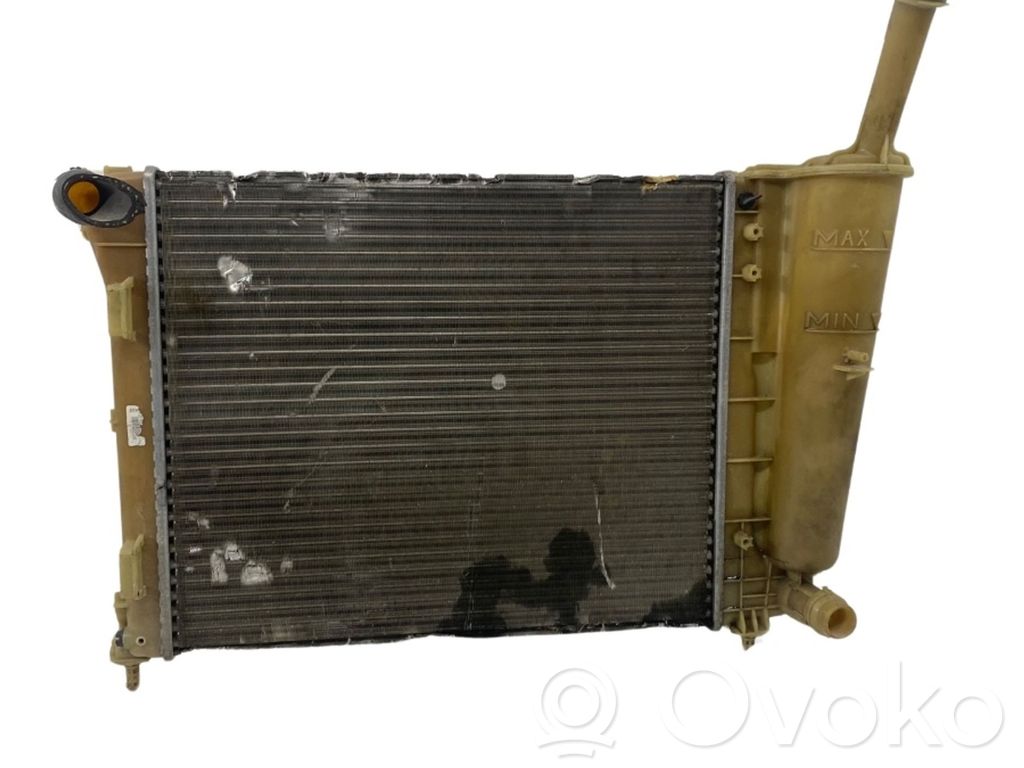 Fiat 500 Jäähdyttimen lauhdutin 