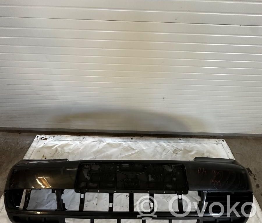 Audi A4 S4 B5 8D Etupuskuri 