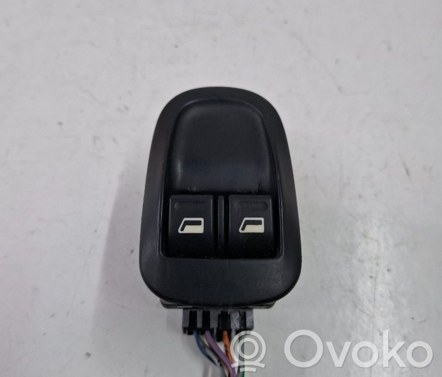 Peugeot 206 CC Electric window control switch 