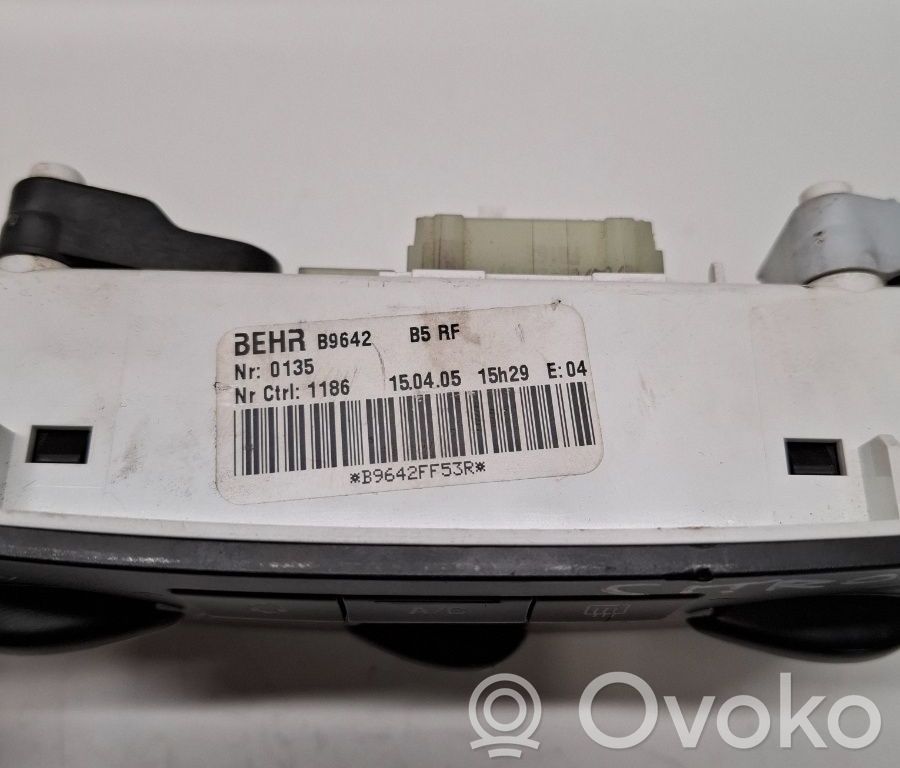 Climate control unit   B9642