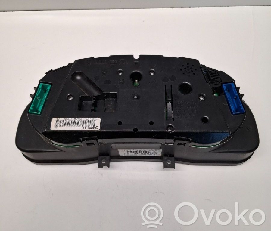Volkswagen PASSAT B5 Speedometer (instrument cluster) 
