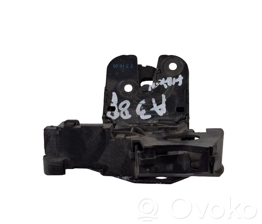 Tailgate/trunk/boot lock/catch/latch   8P4827505