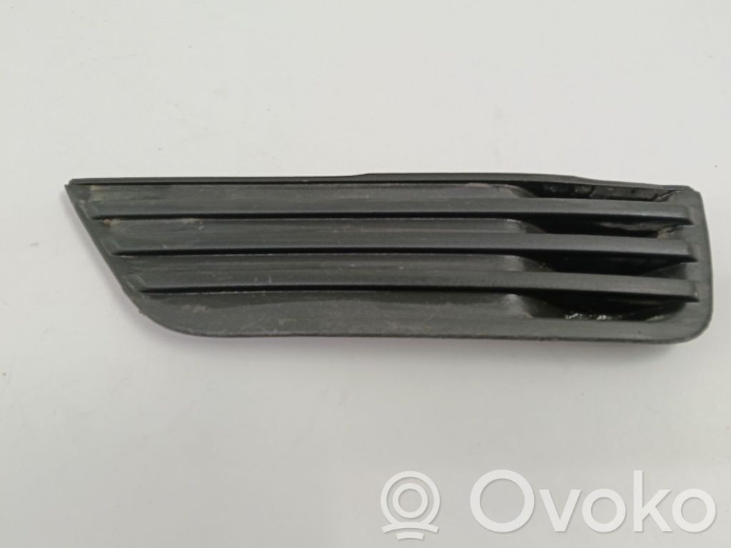 Ford Focus Front bumper lower grill 