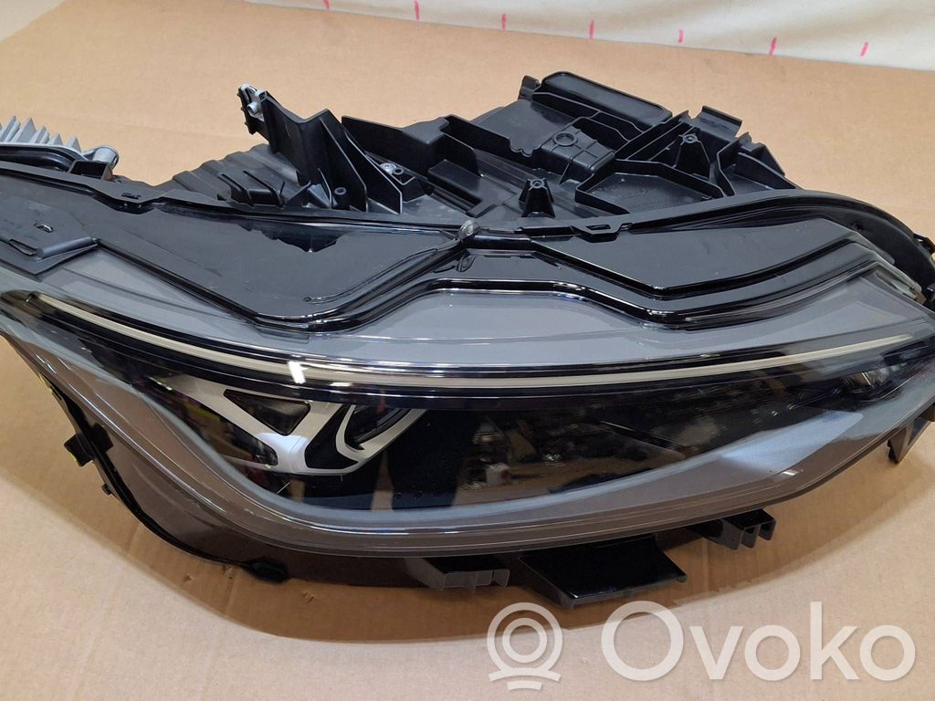 Volkswagen ID.7 Lampa przednia 