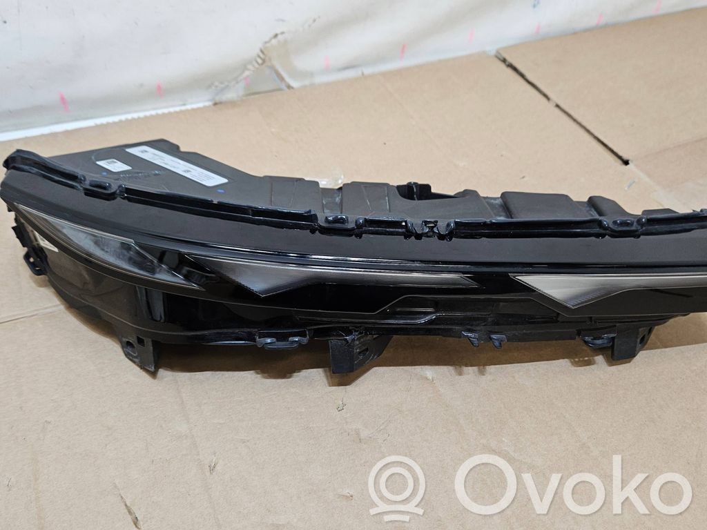 BMW XM Headlight/headlamp 