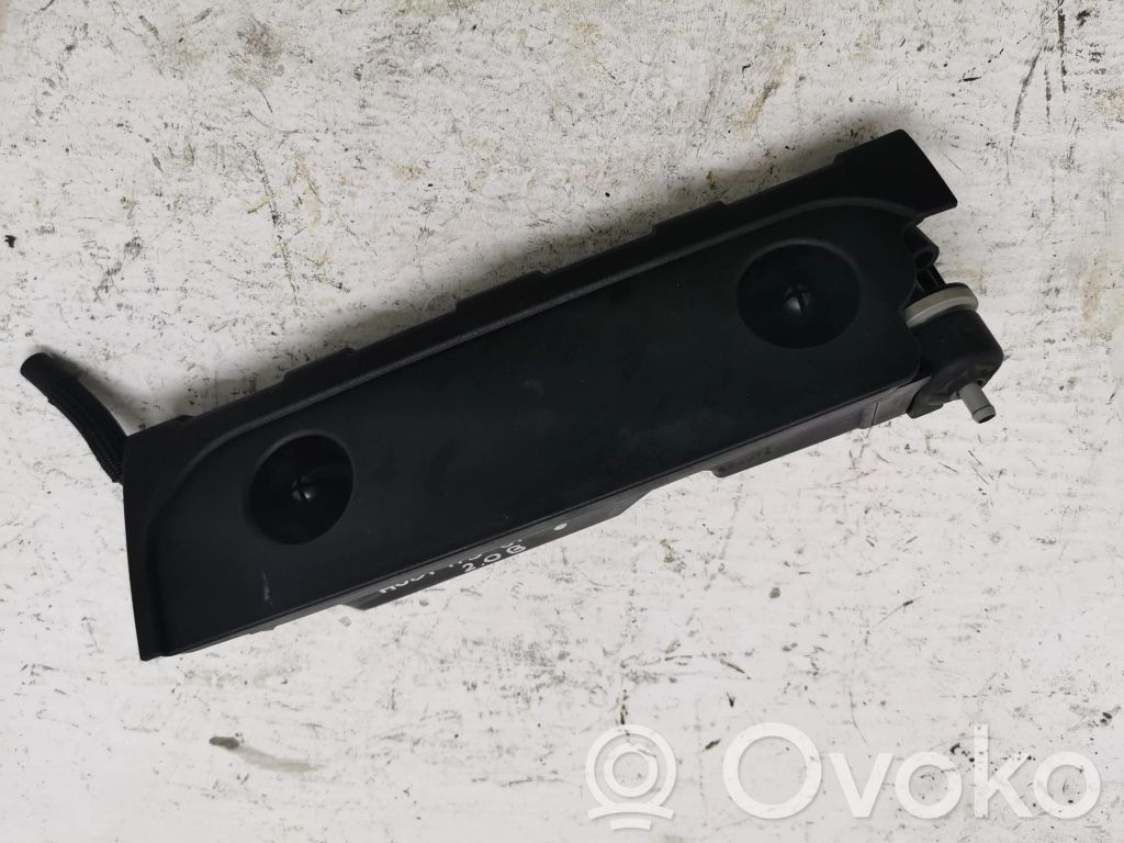 Audi A3 S3 8P Įsiurbimo rezonatorius 