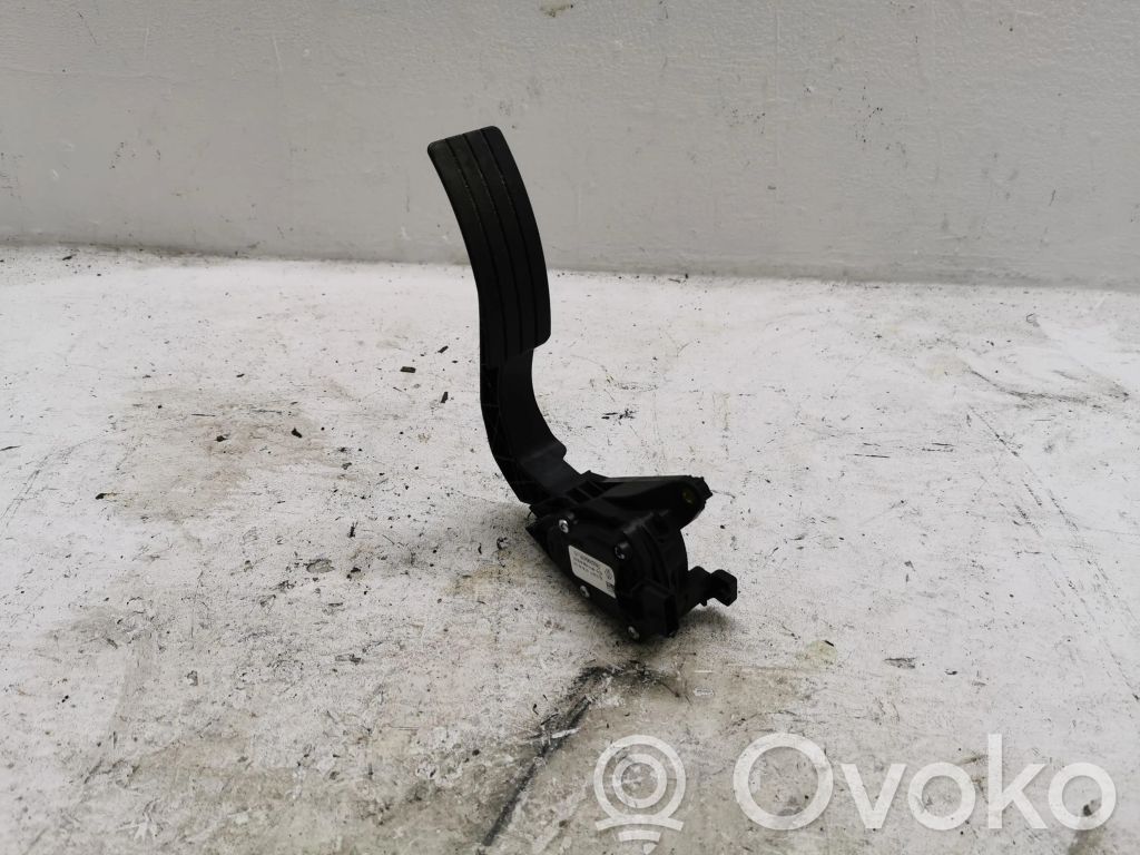Renault Captur Akseleratora pedālis 