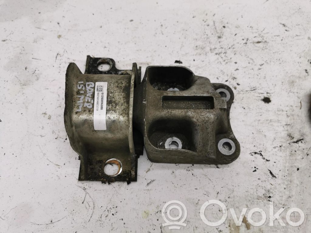Fiat Ducato Engine mount vacuum valve 