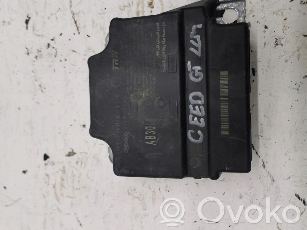 KIA Pro Cee'd II Unidad de control/módulo del Airbag 
