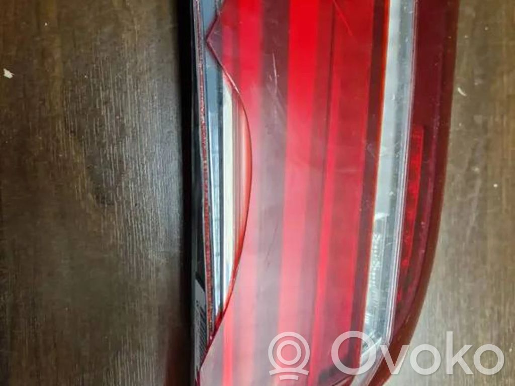 BMW X5 F15 Tailgate rear/tail lights 