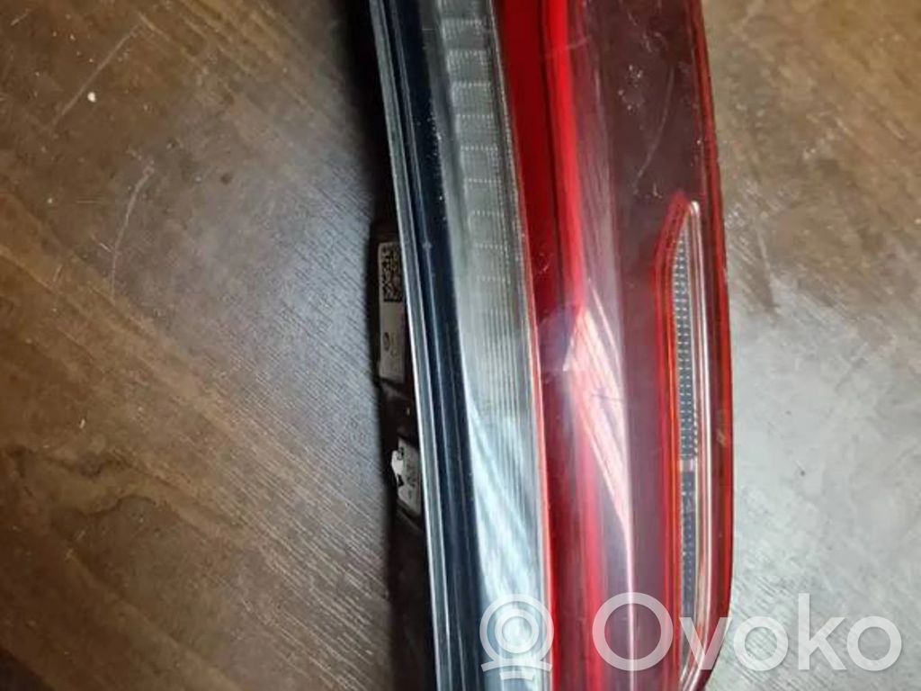 BMW M8 F91 F92 G14 G15 Lampă spate în capacul portbagajului 