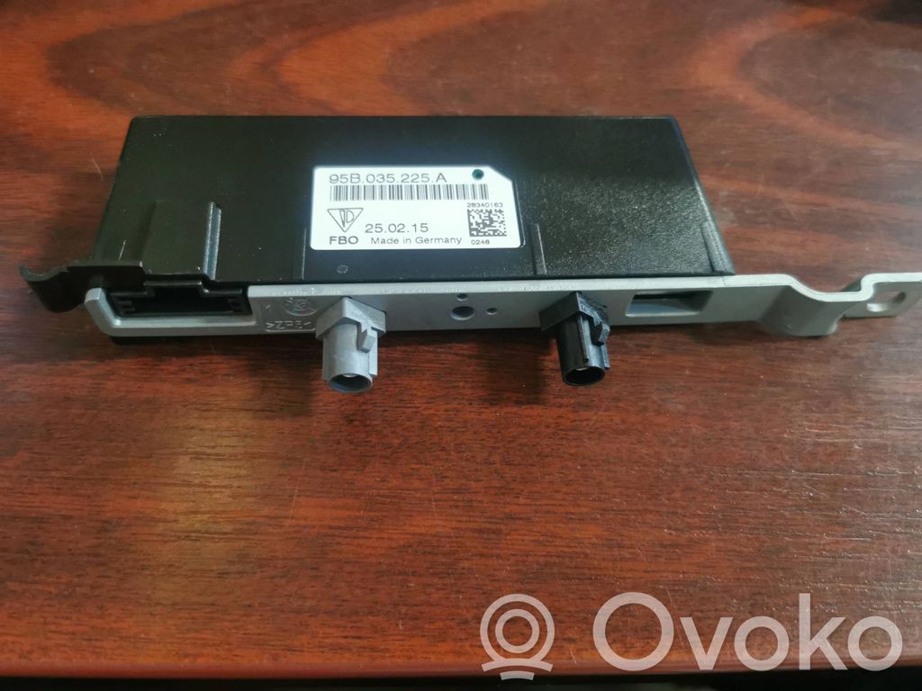 Porsche Macan (95B) Antenos stiprintuvas 