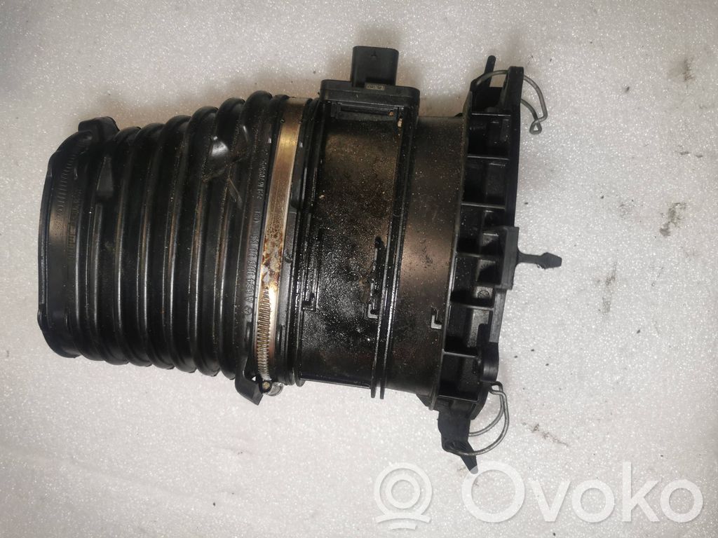 Mercedes-Benz E W238 Część rury dolotu powietrza 