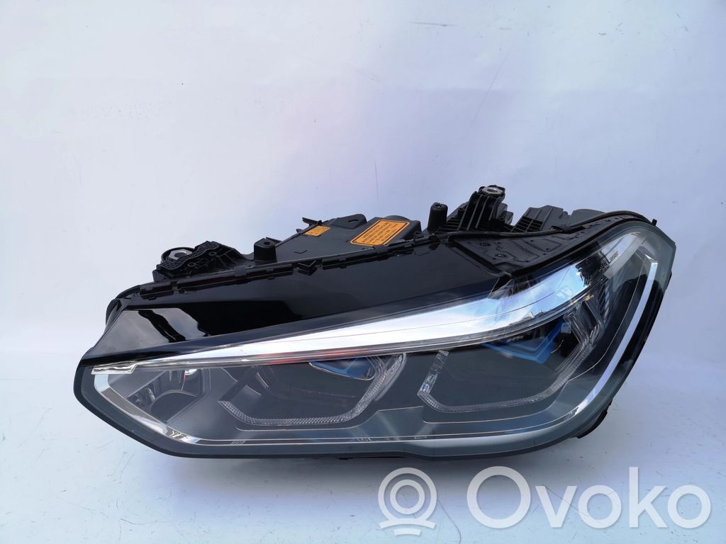 BMW X5 G05 Lampa przednia 