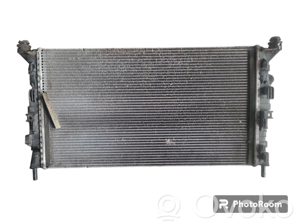 Ford Focus C-MAX Coolant radiator 