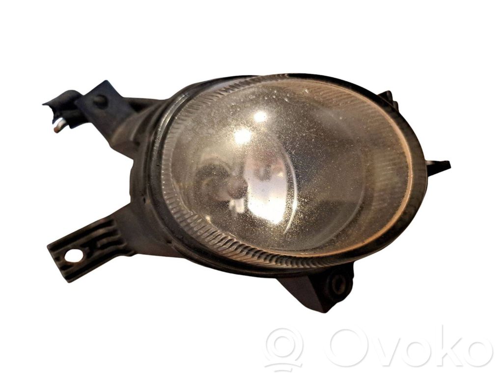 Audi A4 S4 B7 8E 8H Etusumuvalo 