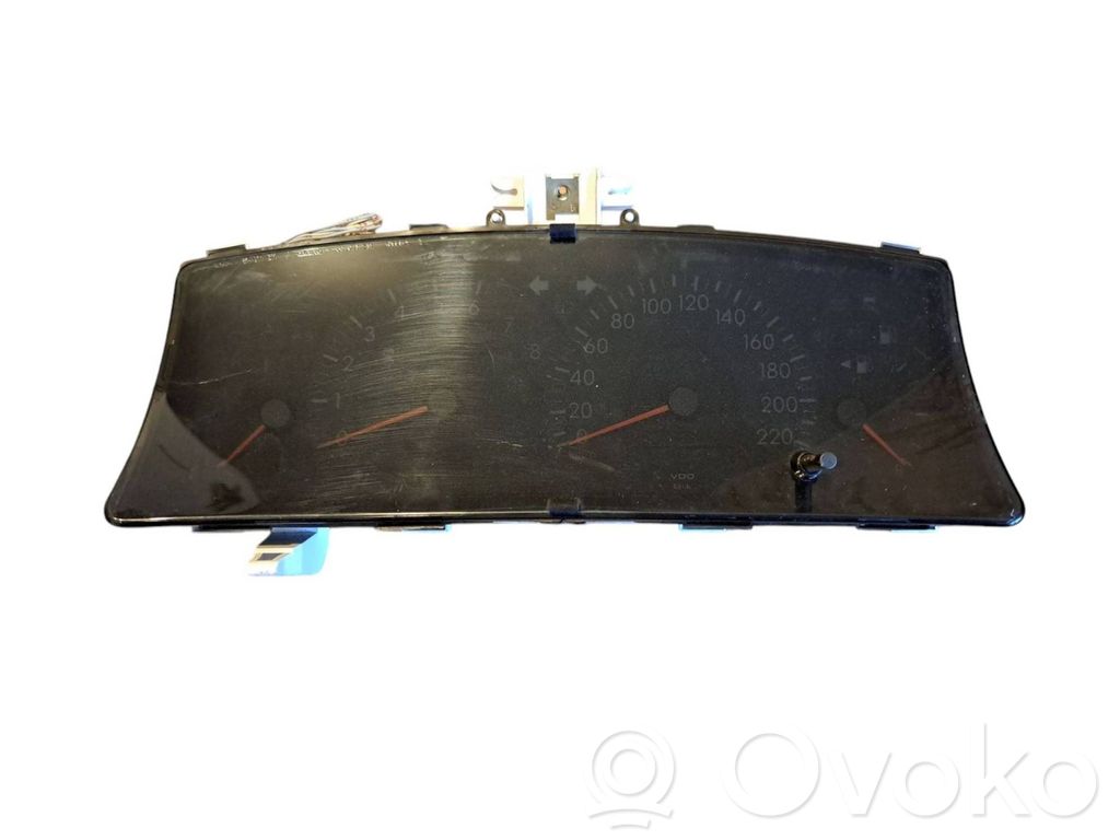 Toyota Corolla E120 E130 Speedometer (instrument cluster) 