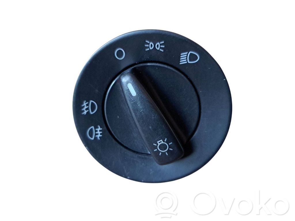 Skoda Fabia Mk2 (5J) Interruptor de luz 