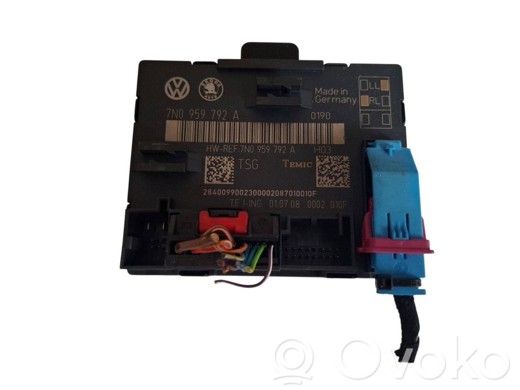 Skoda Superb B6 (3T) Door control unit/module 
