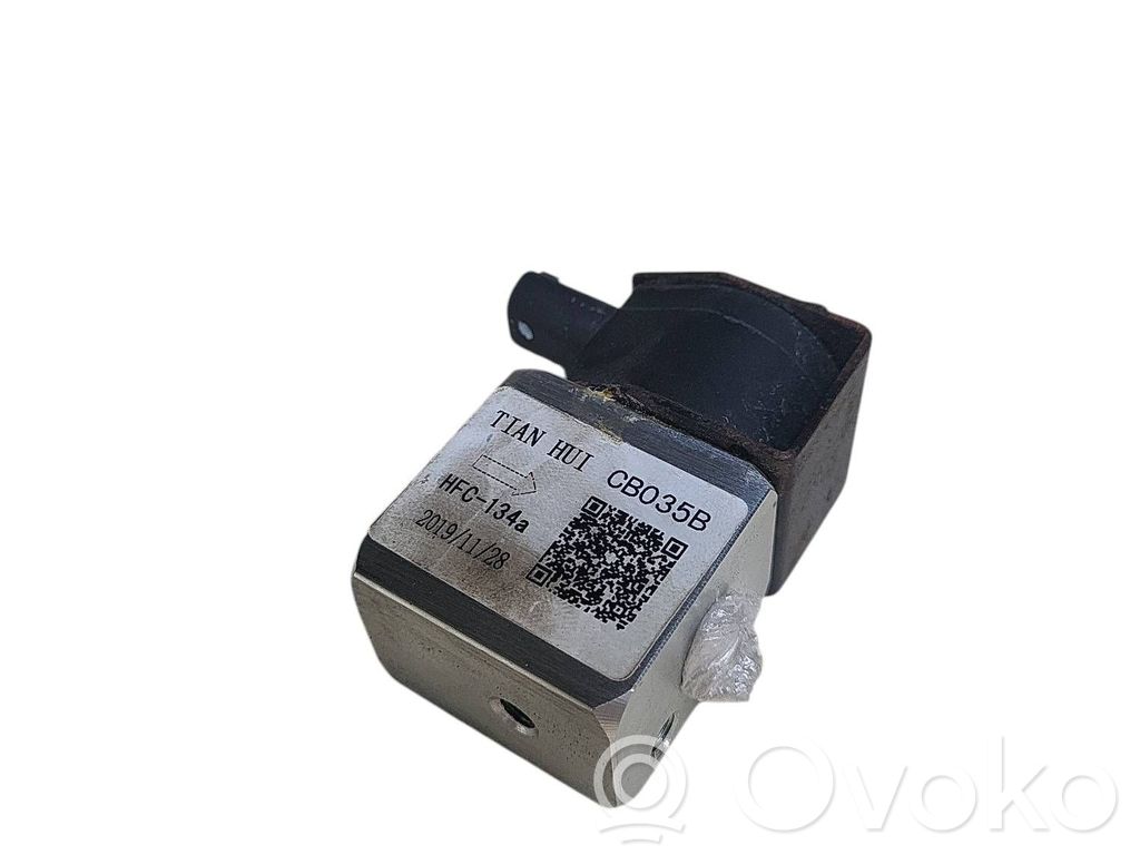 Kitas daviklis   CB035B