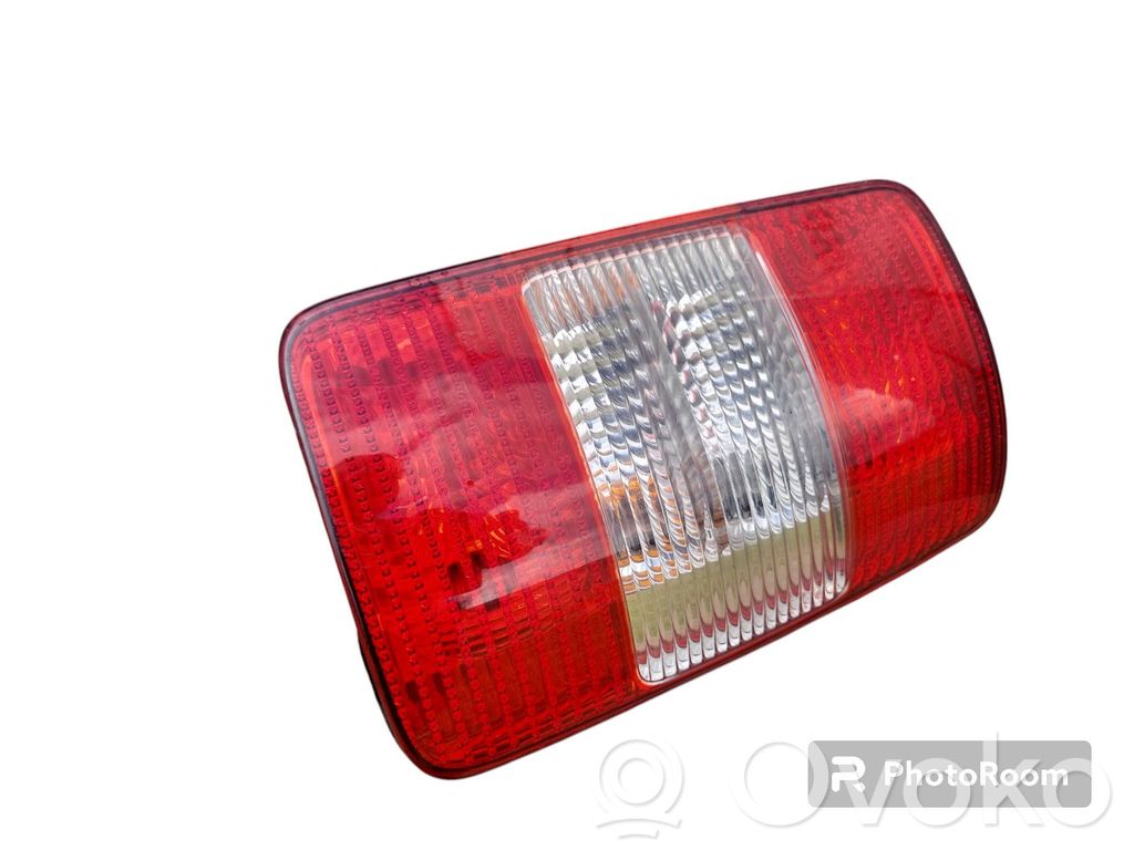 Volkswagen Caddy Rear/tail lights 
