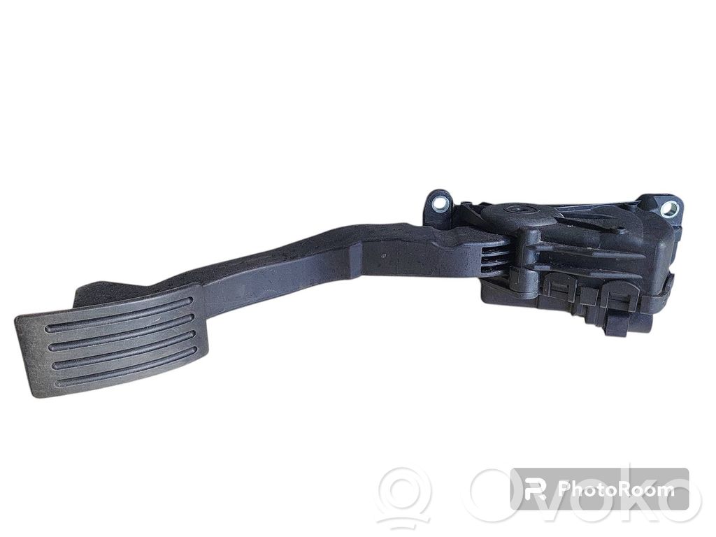 Volvo V50 Accelerator throttle pedal 