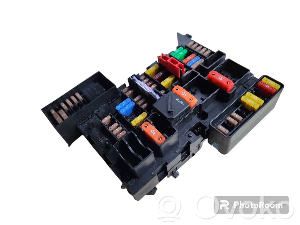 BMW i3 Fuse module 