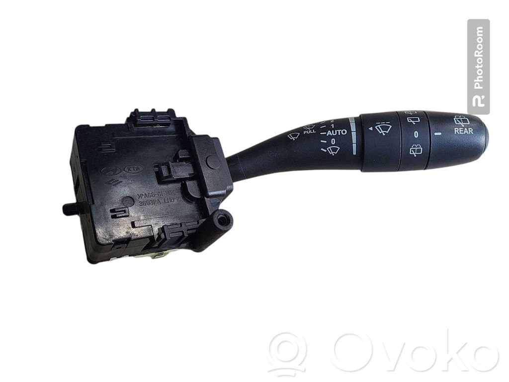 Hyundai i30 Wiper control stalk 