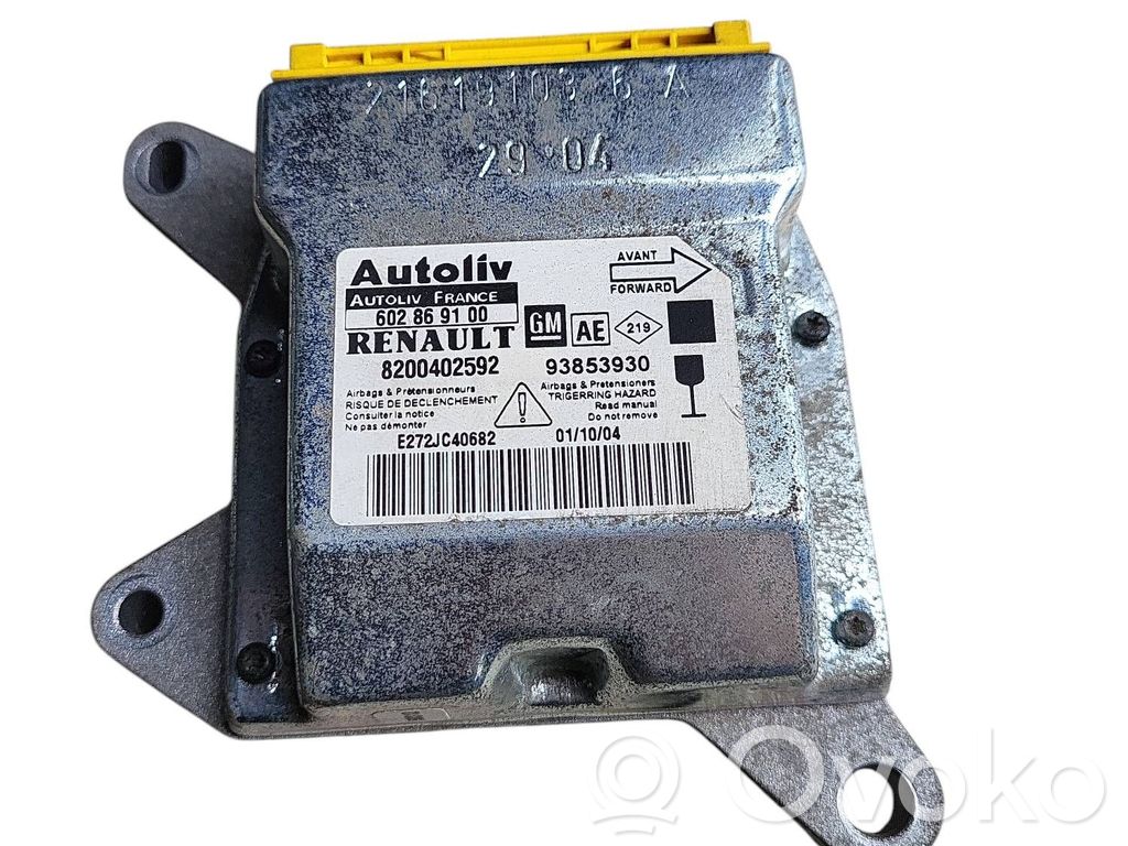 Opel Vivaro Airbag control unit/module 