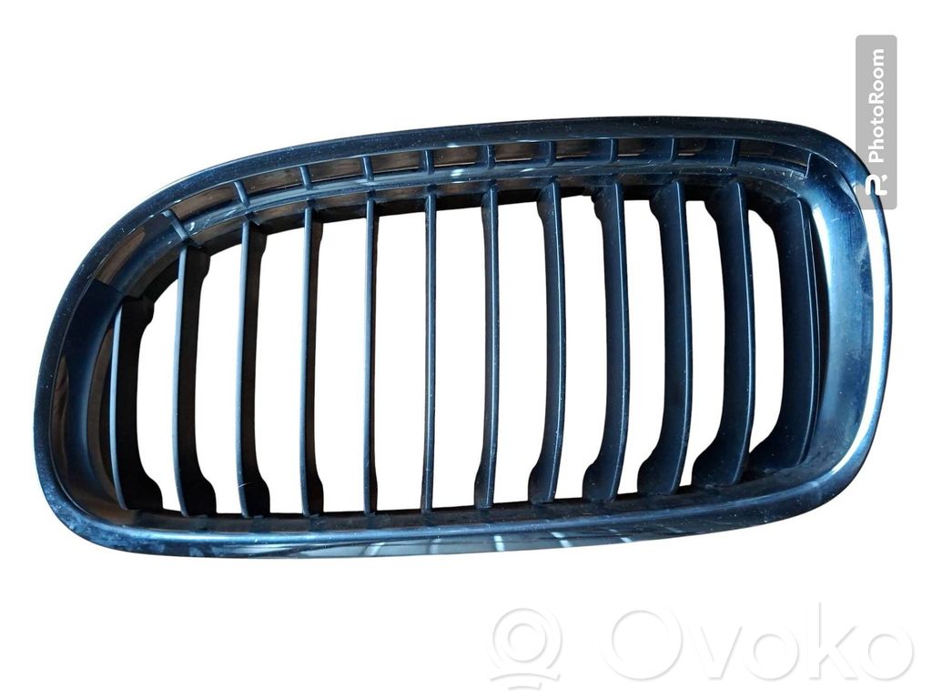 BMW 3 E90 E91 Front bumper upper radiator grill 