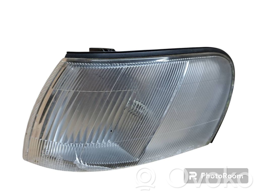 Toyota Corolla E100 Front indicator light 