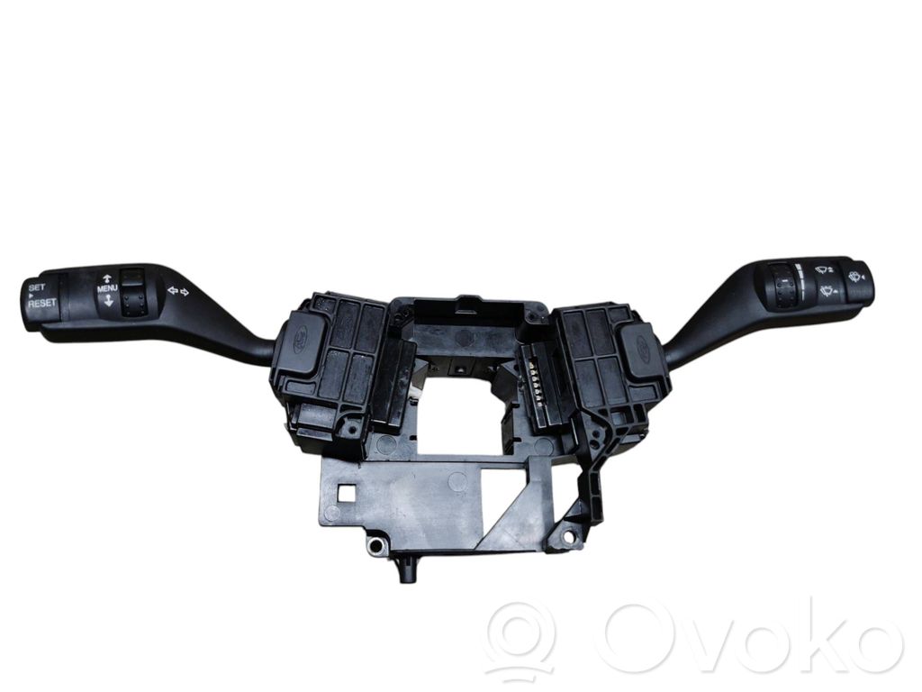 Ford Focus Wiper turn signal indicator stalk/switch 