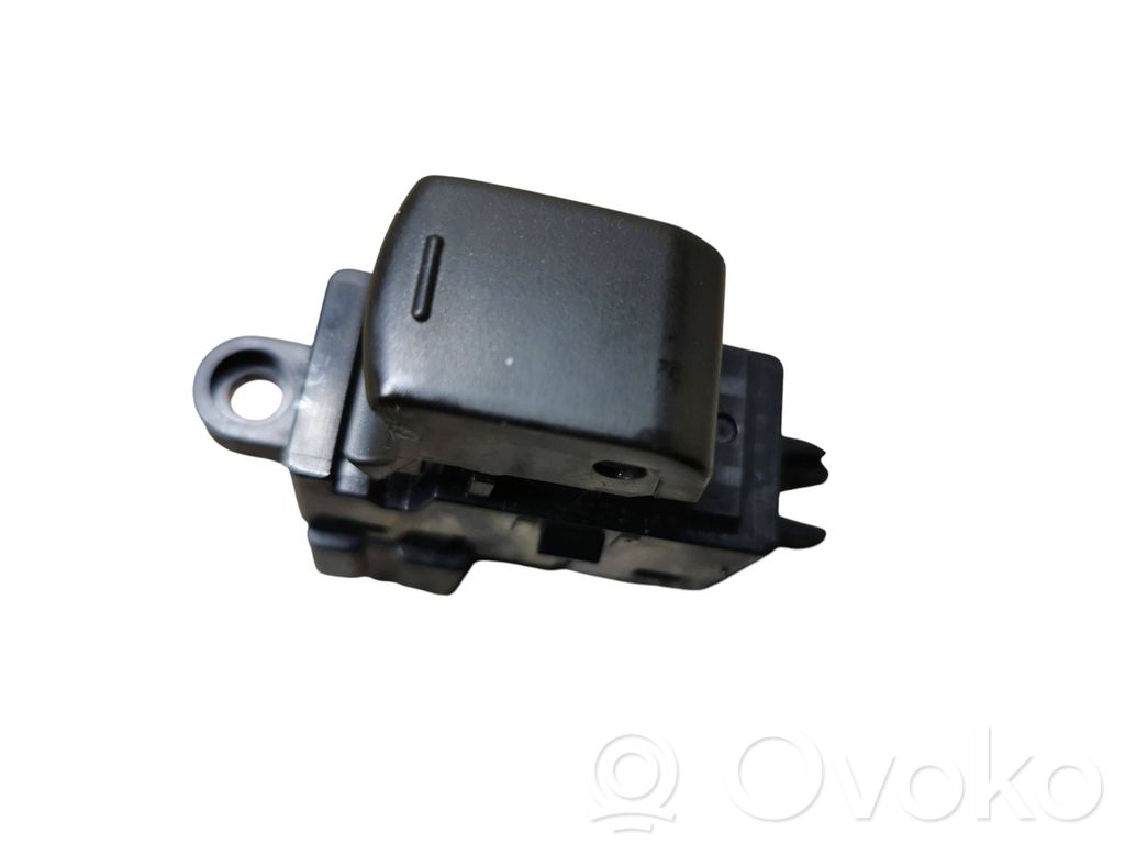 Nissan Qashqai Electric window control switch 