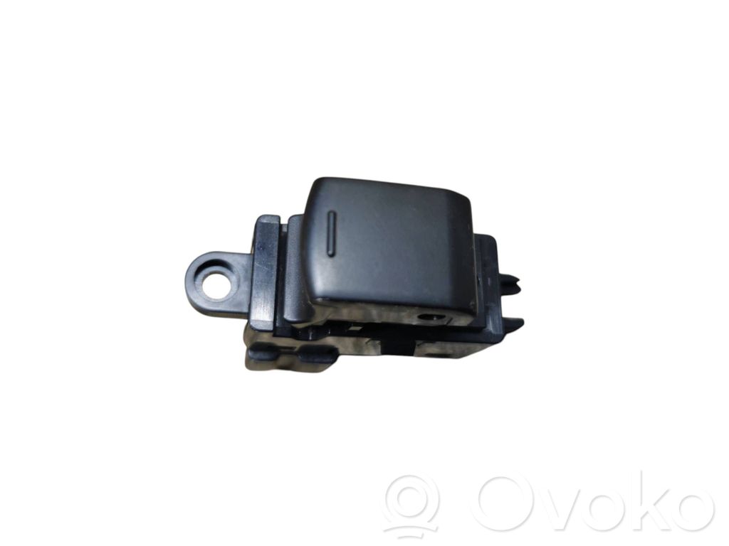 Nissan Qashqai Electric window control switch 