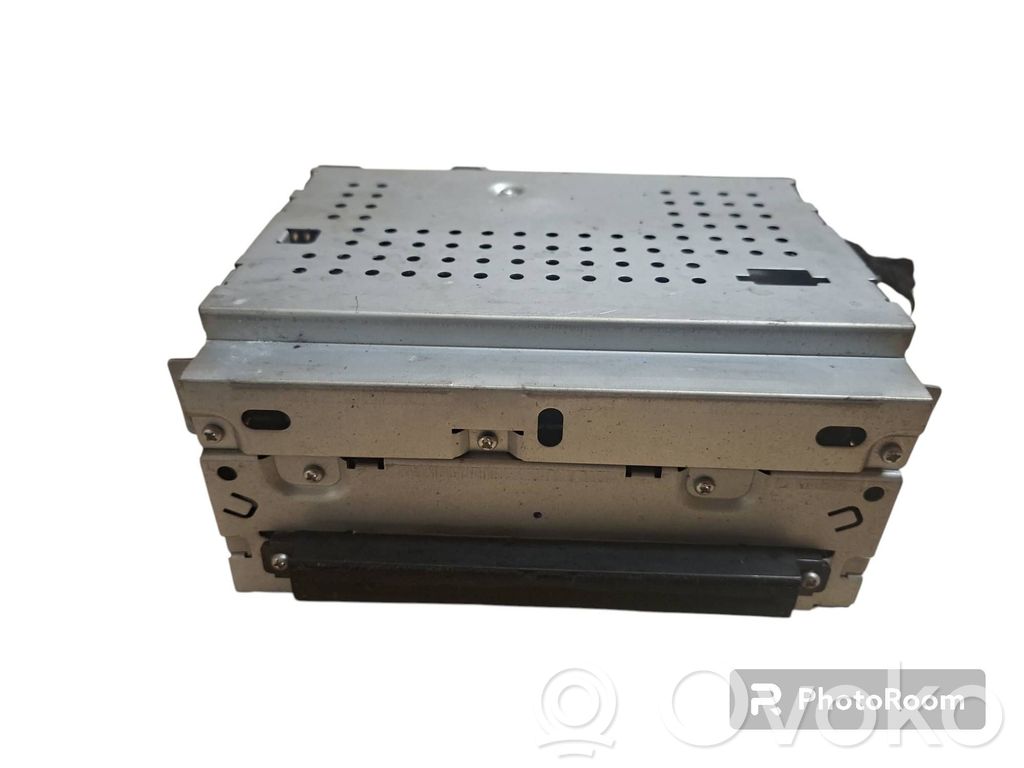 Volvo V70 Radio/CD/DVD/GPS head unit 