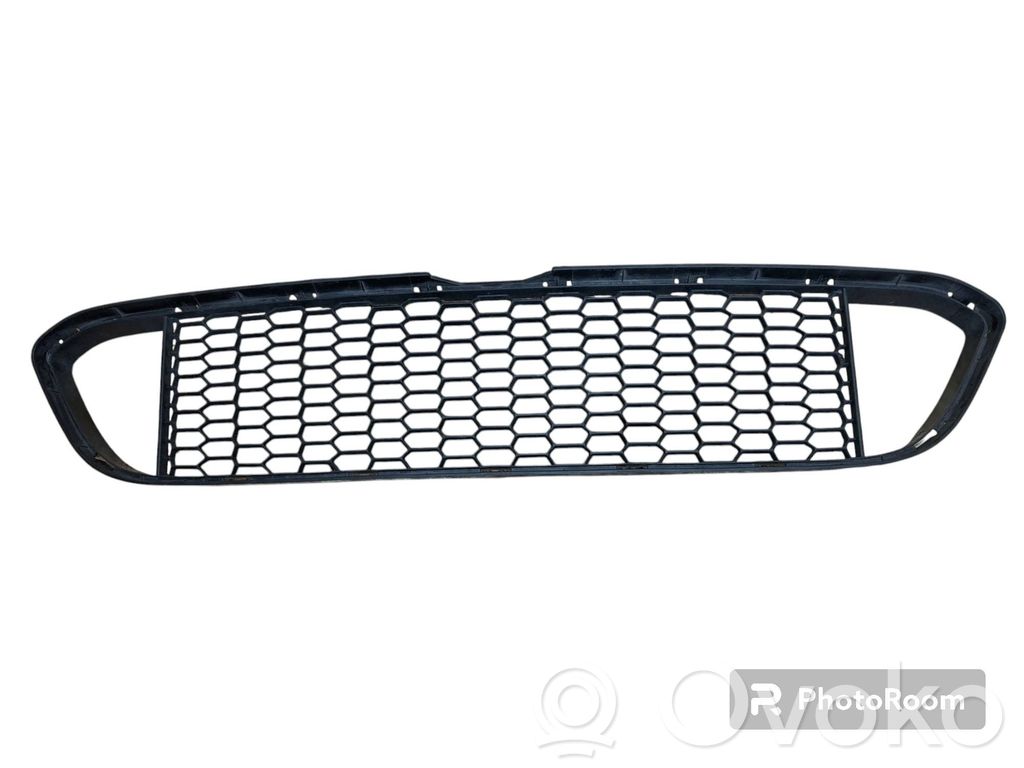 Front bumper lower grill   51118047402