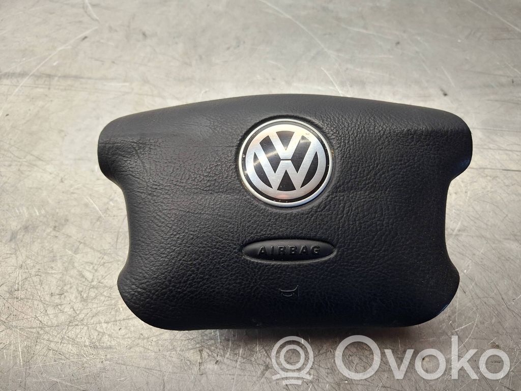 Volkswagen Golf IV Airbag del volante 