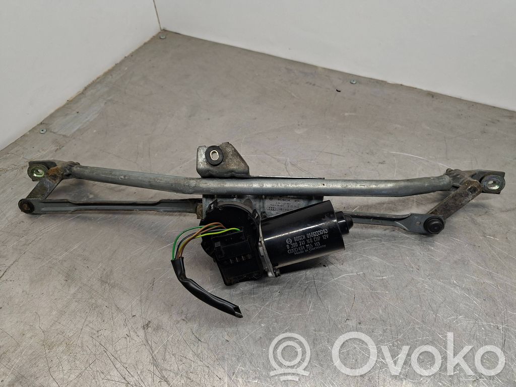 Audi A6 S6 C5 4B Etupyyhkimen vivusto ja moottori 
