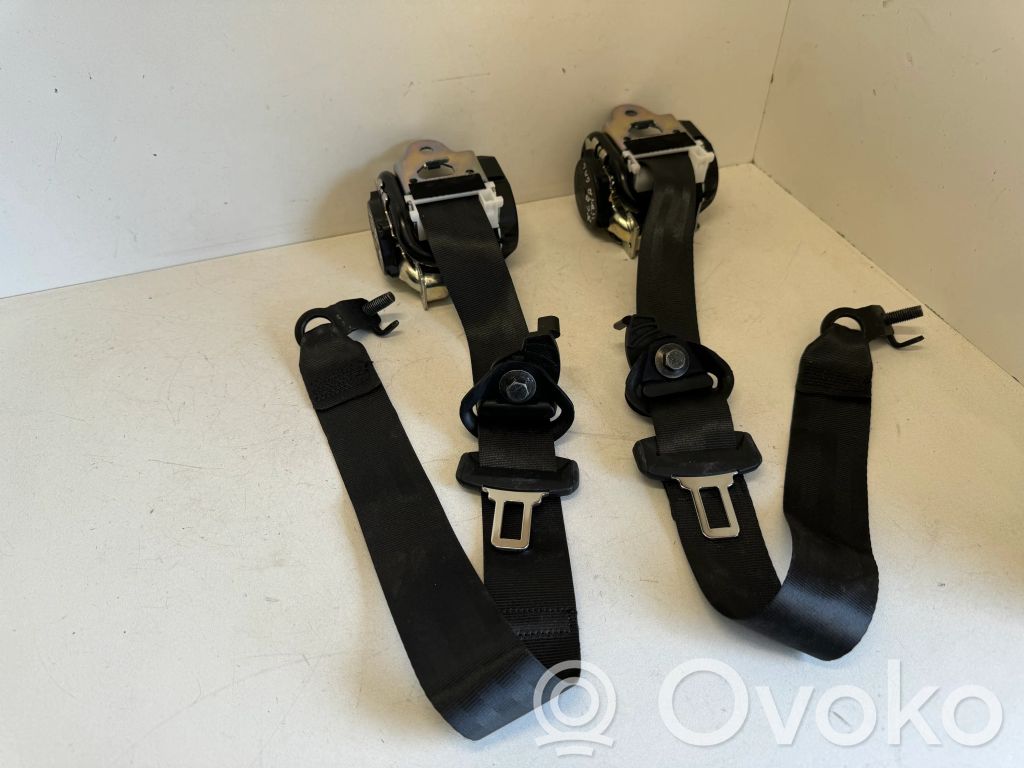 Volvo XC90 Cinturón trasero 