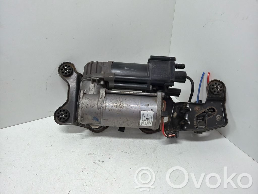 BMW X5 F15 Kompresor zawieszenia tylnego pneumatycznego 