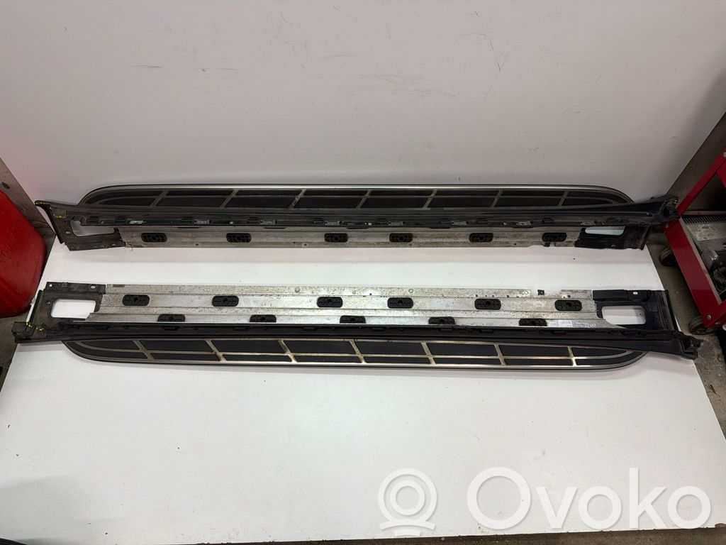 Porsche Cayenne (92A) Listón 
