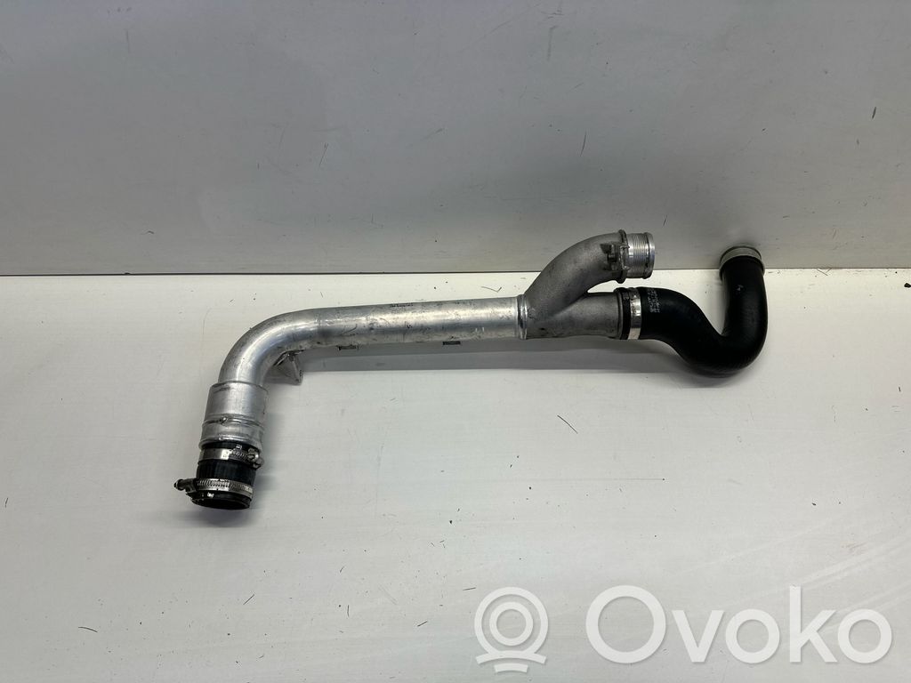 Volkswagen Touareg II Tubo flessibile intercooler 
