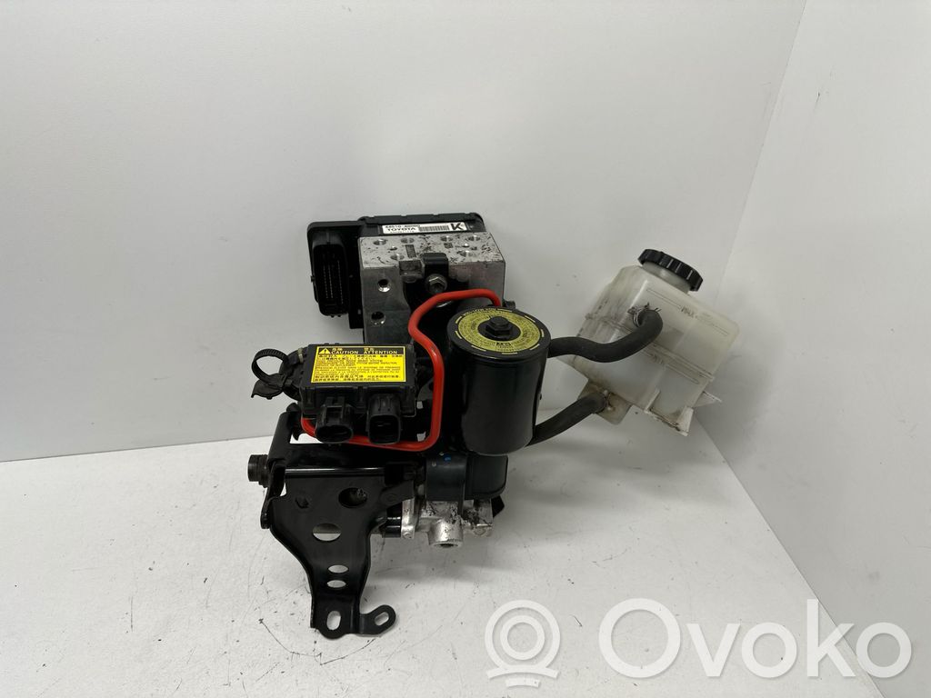 Lexus RX 450H ABS Pump 