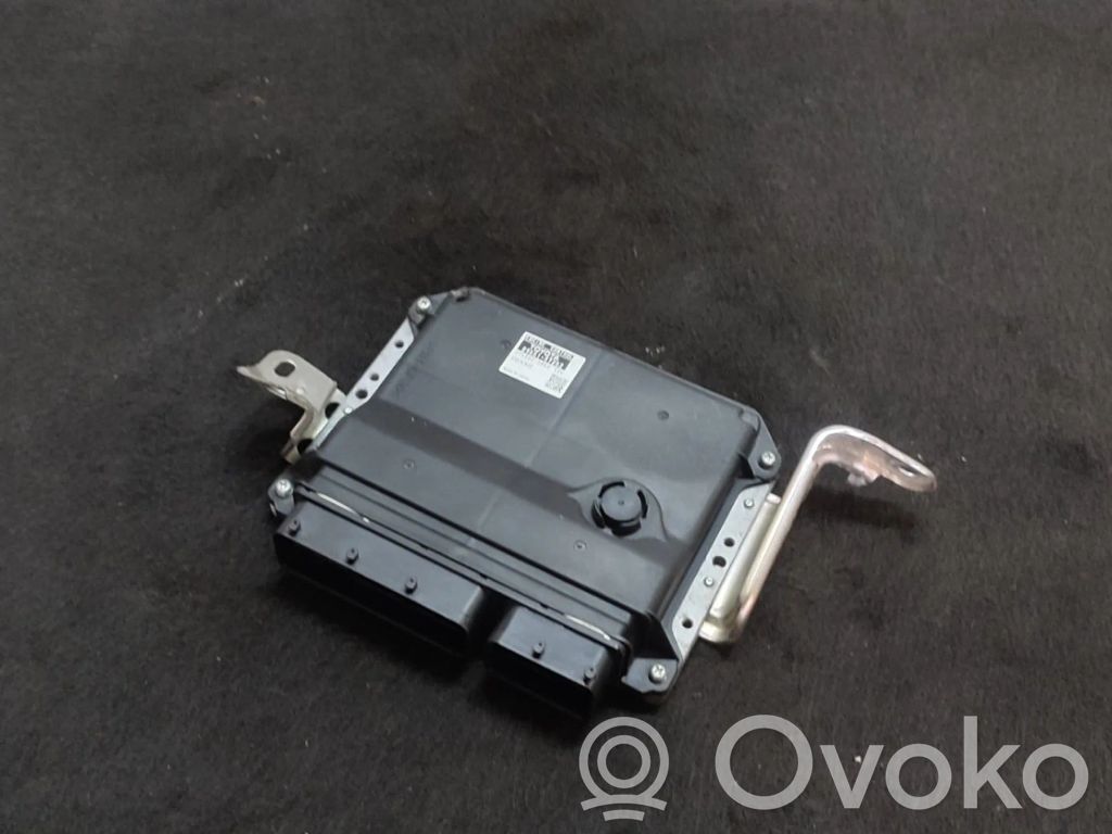 Toyota Prius c Engine control unit/module 